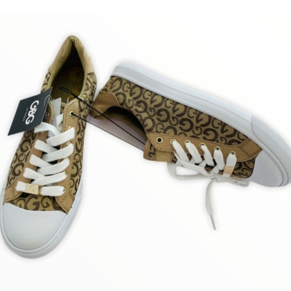 Guess Shoes Size 8 Canvas Monogram Sneakers NWOT - Picture 7 of 16